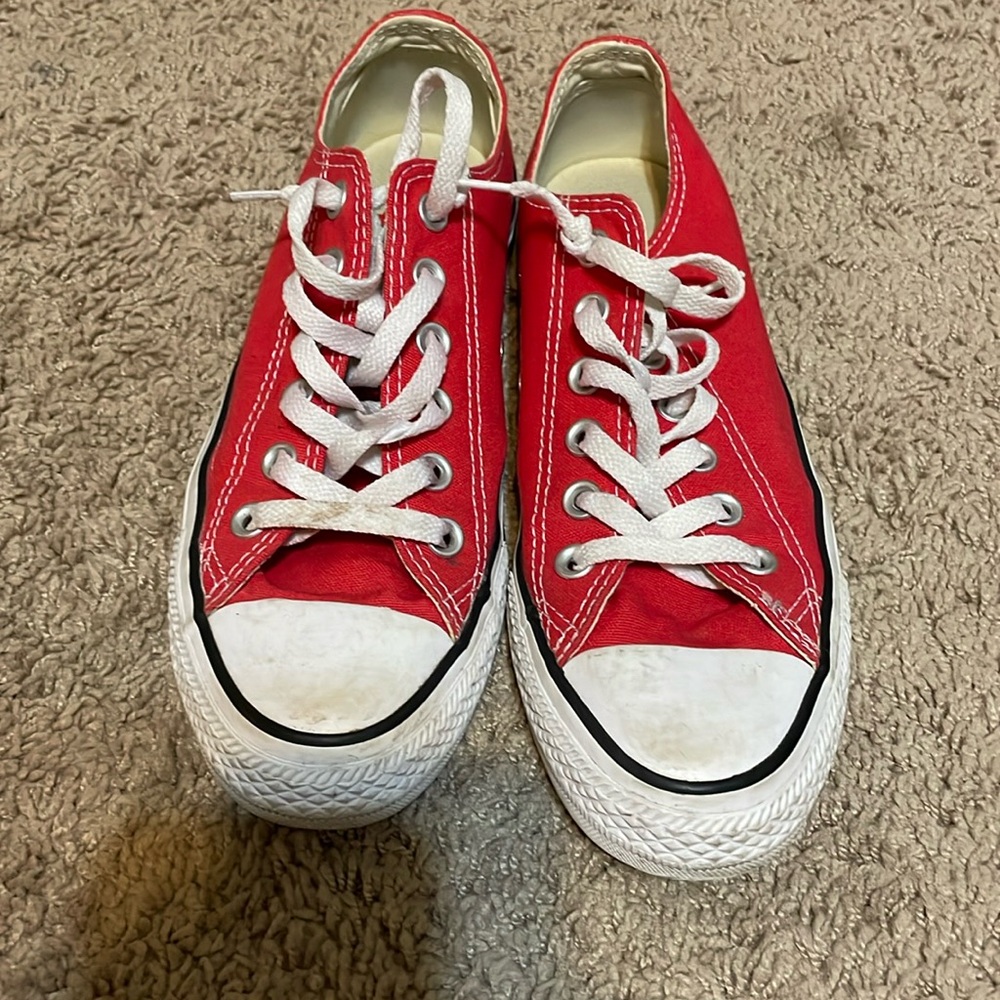 Red converse M6 W8